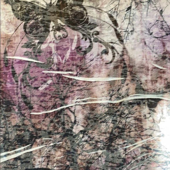 Maurices butterfly T-shirt - Picture 8 of 10